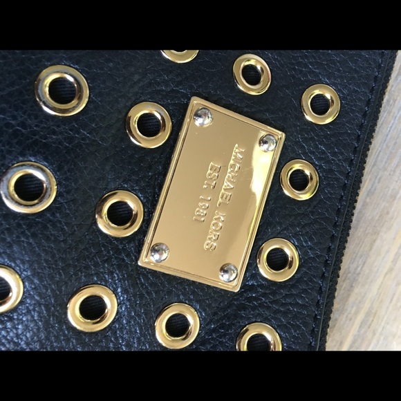 LIMITED EDITION- Michael Kors Bag & Wallet Set! - Picture 8 of 8